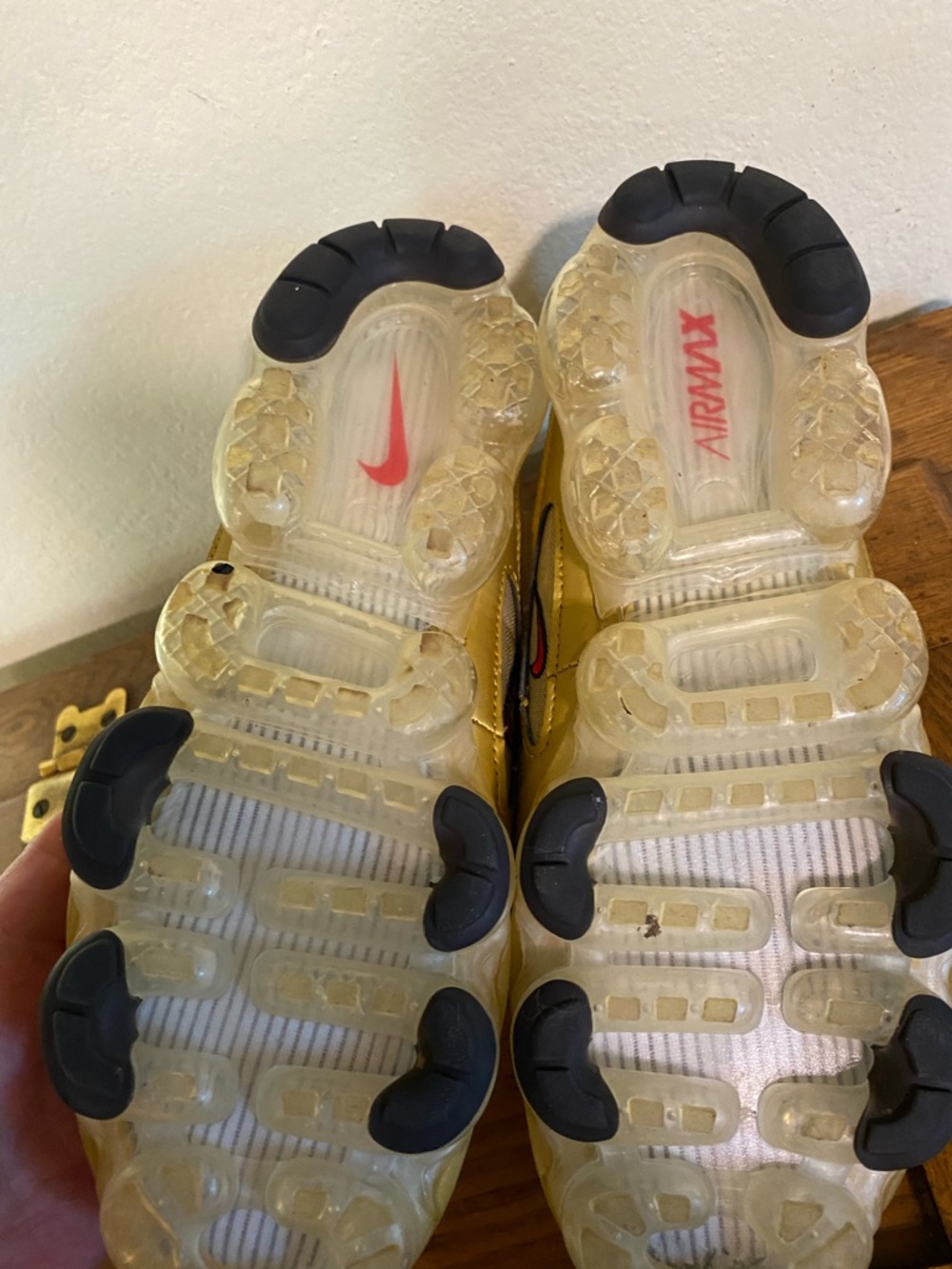 Nike AirMax 90 Men’s Size 8.5 Gold Athletic Sneakers Metallic Gold - Picture 8 of 12